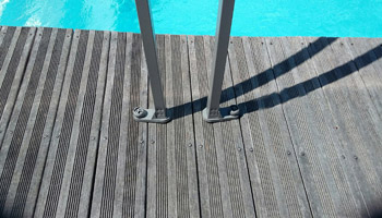 Abri plat Céleste avec béquilles fixées au sol Abri plat Céleste avec béquilles fixées au sol